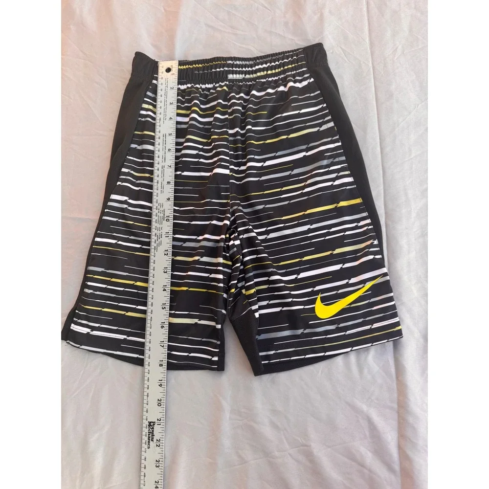 Nike Boys Dri-FIT Basketball Shorts Black Volt Yellow Striped Size Medium M